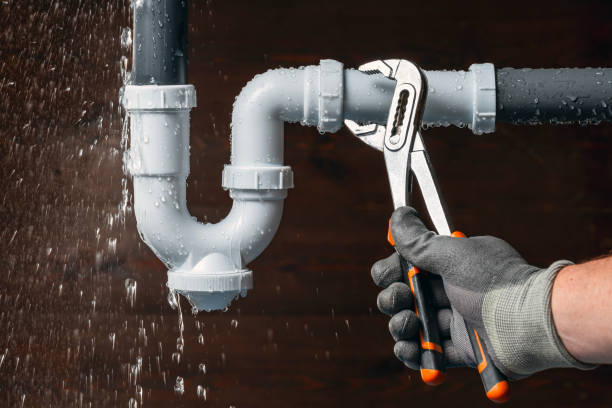 Professional Plumbing technician working in Leasburg, NC